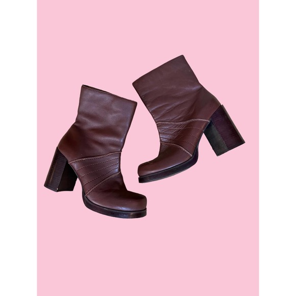 Candie's Shoes - Candies Vintage Chunky Brown Platform Bootie size 9